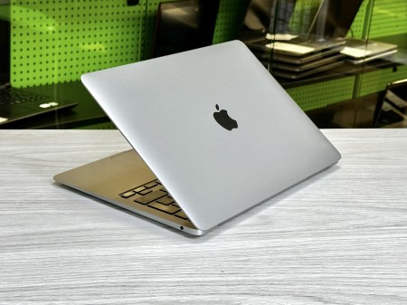 MacBook Air A2337 2020 33